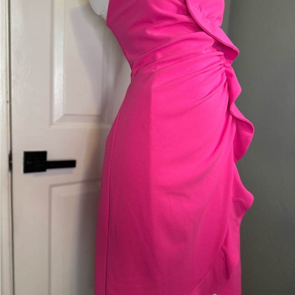 Alexia Admor Strapless Ruffle Hot Pink /M.  #124 - Picture 4 of 14